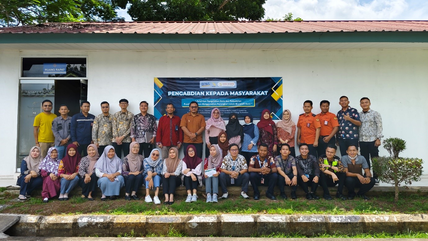 Lakukan Kegiatan Pengabdian kepada Masyarakat di PT Angkasa Pura II Lampung, Program Studi Matematika ITERA Berikan Pelatihan Pengolahan Data dan Pemodelan Prediktif untuk Karyawan